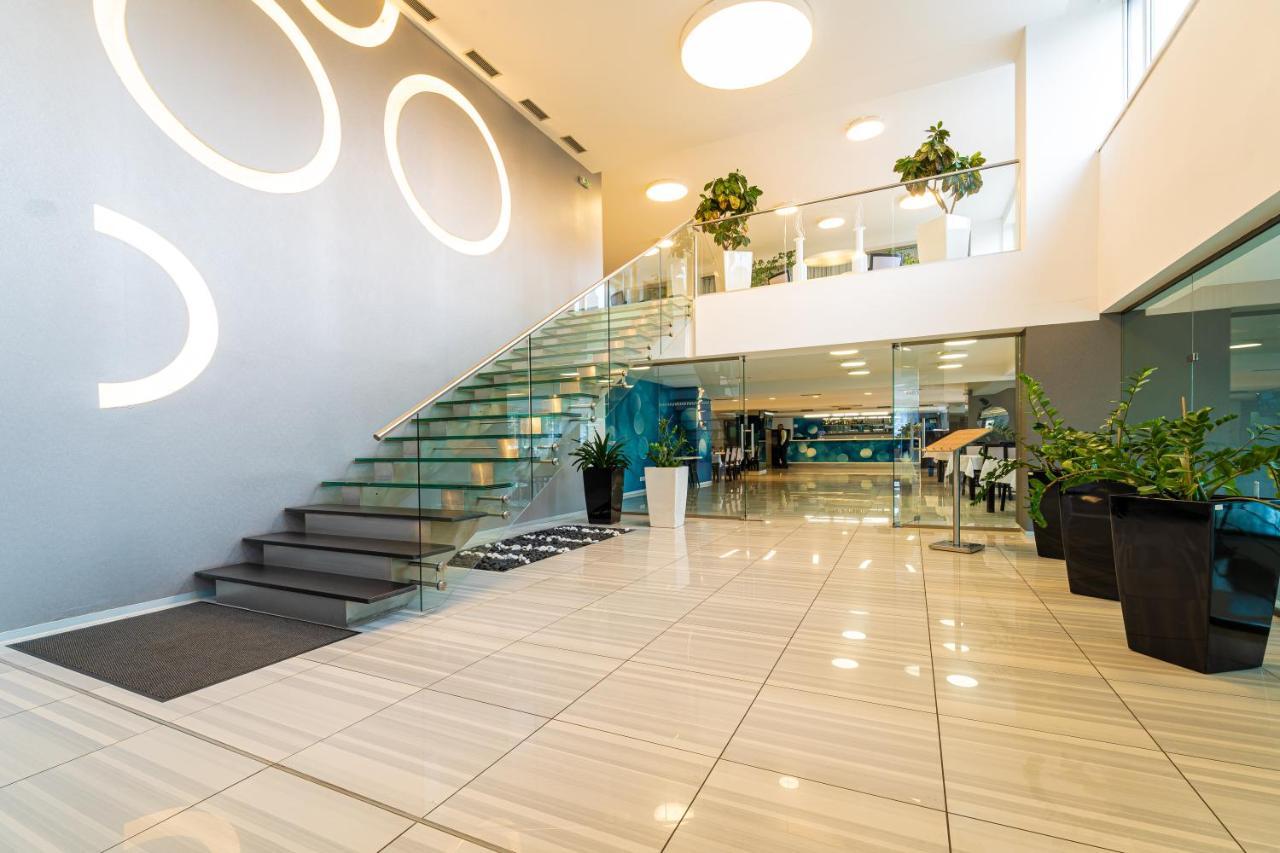 Hotel Ali Baba Humenne Ngoại thất bức ảnh