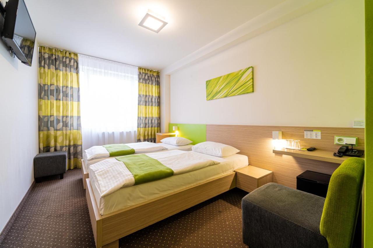 Hotel Ali Baba Humenne Ngoại thất bức ảnh