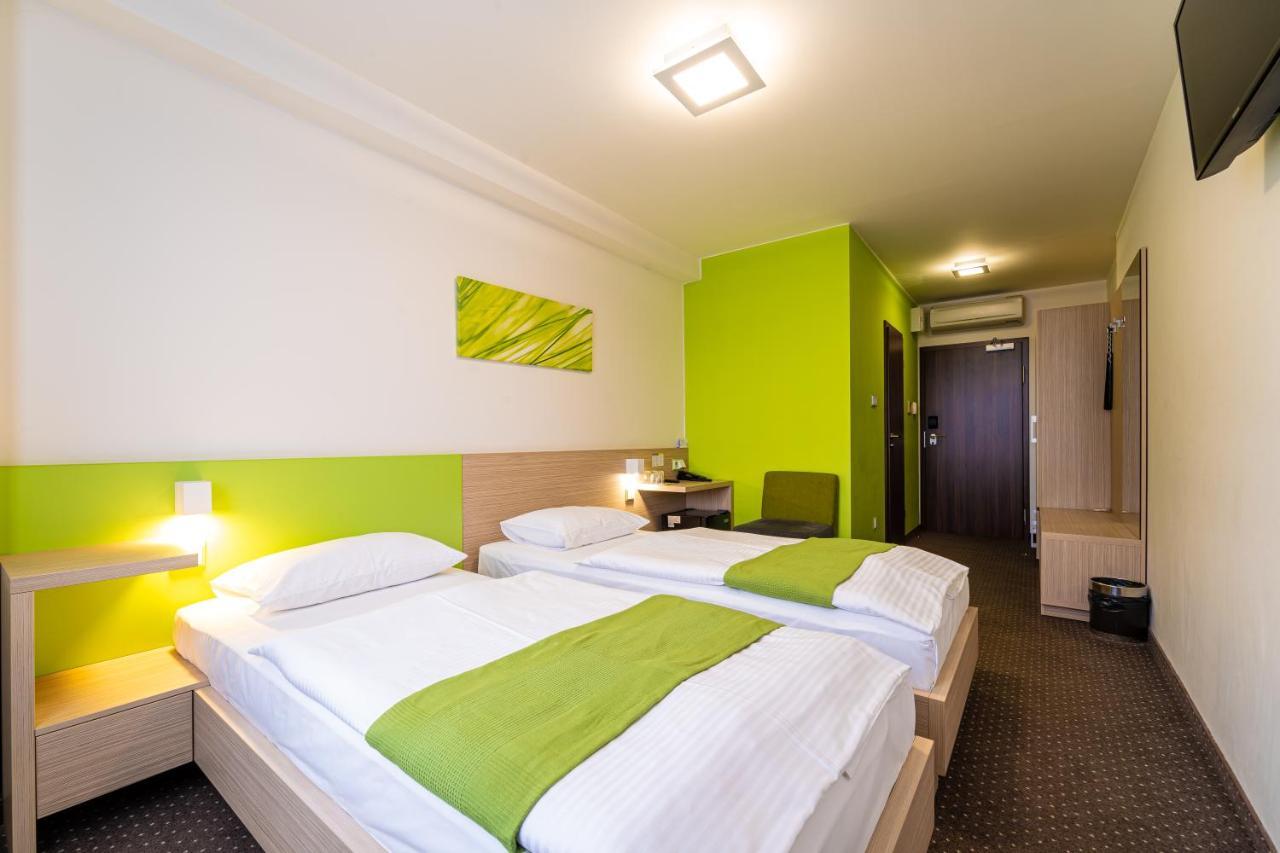 Hotel Ali Baba Humenne Ngoại thất bức ảnh
